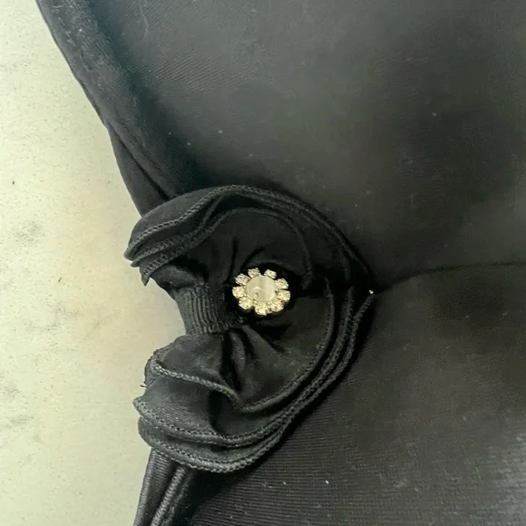 Victoria’s Secret beautifully embellished push up bra. - Picture 2 of 5